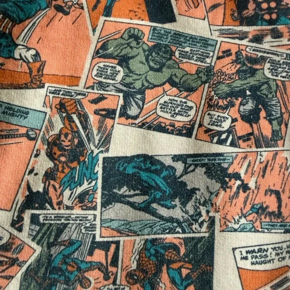 Rags to Raches Marvel Comic Print Crewneck Pullover - Picture 2 of 3